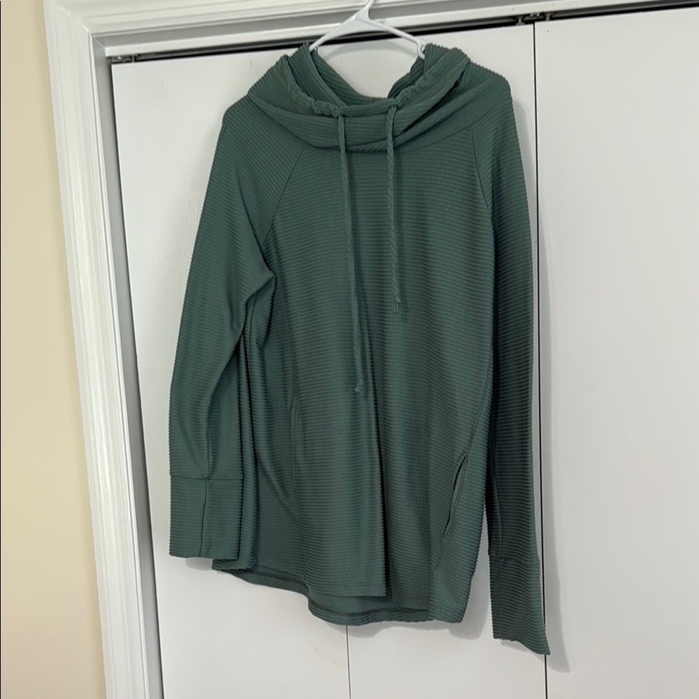Women’s Green Pullover